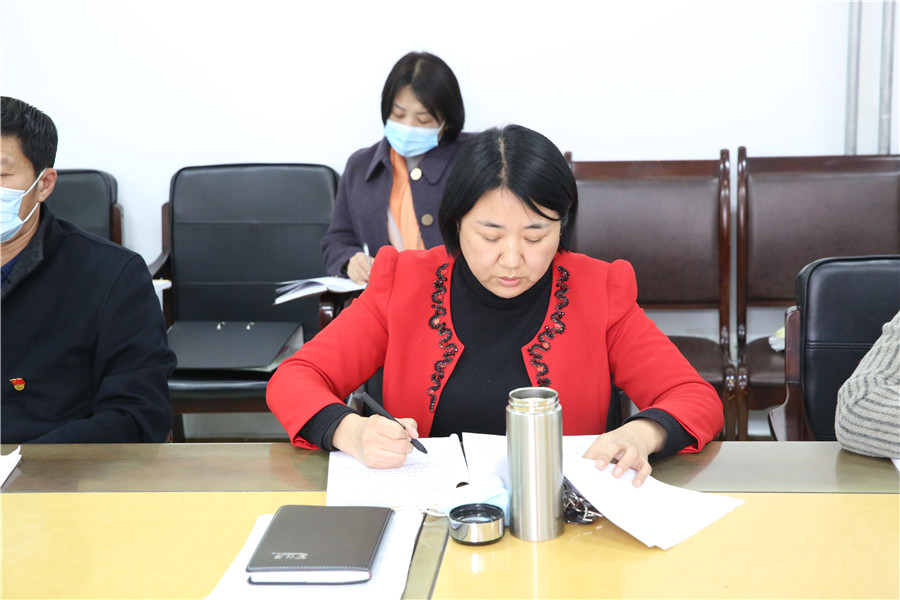 李晓芳主席.jpg