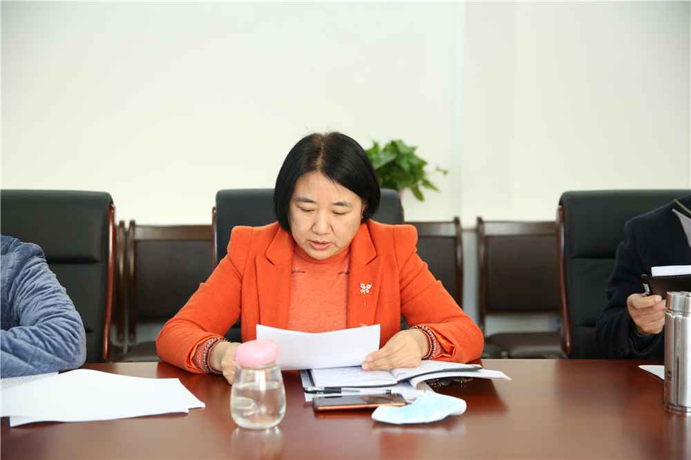 李主席领学.jpg