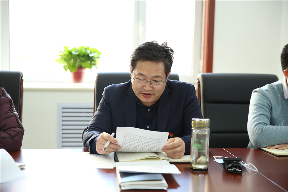 孟书记领学.jpg