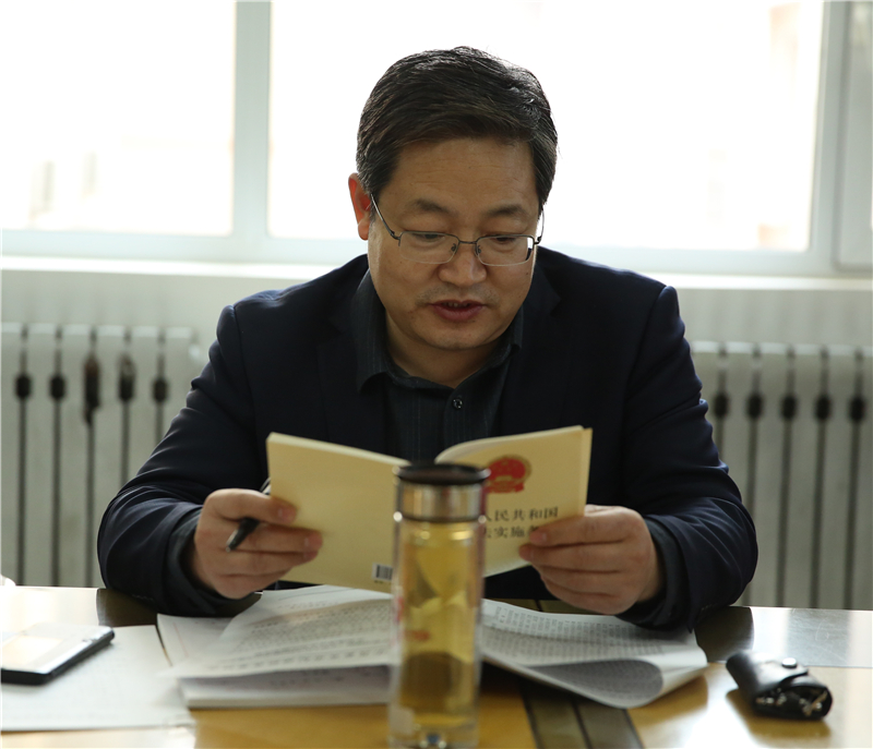 孟书记领学.jpg