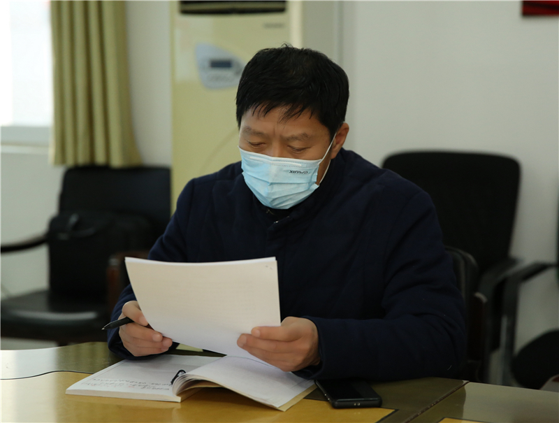裴书记领学.jpg
