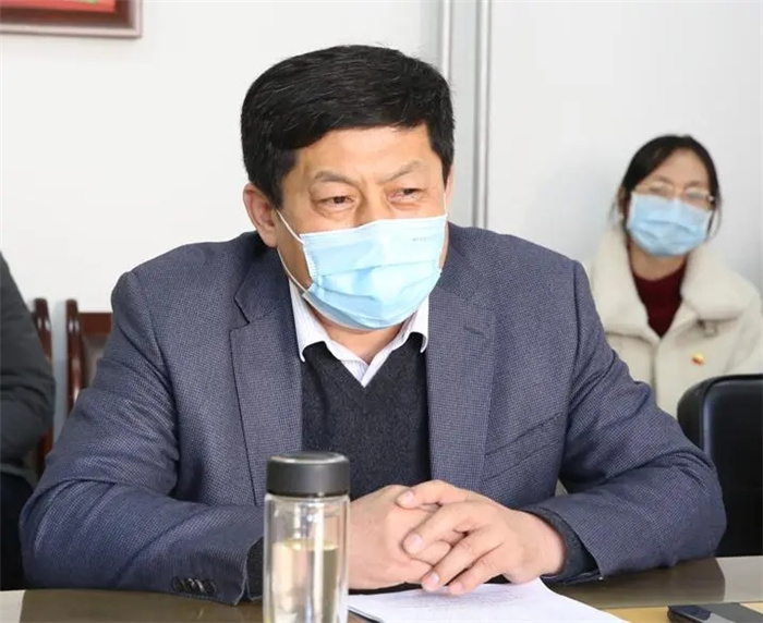 党委书记、院长张开刚深入基层党支部指导组织生活会和民主评议党员.webp.jpg