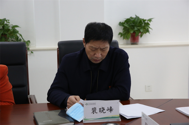 裴书记领学.jpg